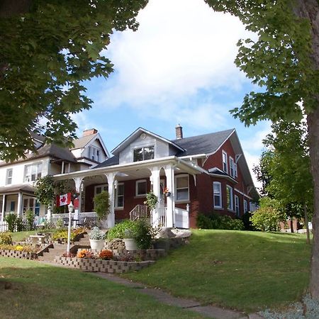 Glen Mhor Bed And Breakfast Niagara Falls Exteriér fotografie